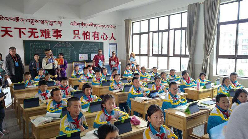 Classe dans une école primaire de Nyinchi, RAT (photo : Elena Ettinger, juin 2019)