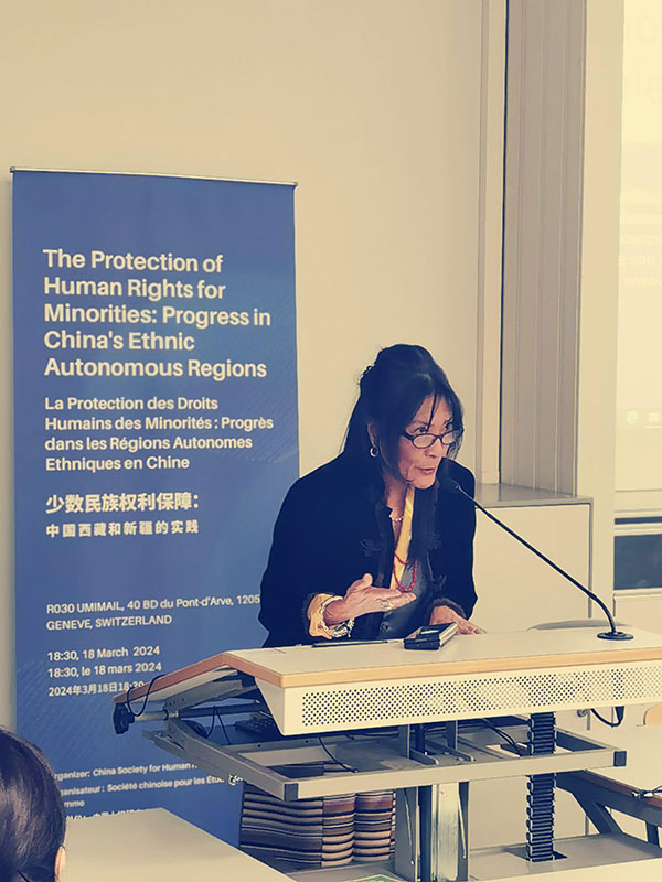 Dechen Shak-Dagsay lors de la conférence à Genève le 18 mars 2024 Dechen Shak-Dagsay lors de la conférence à Genève le 18 mars 2024