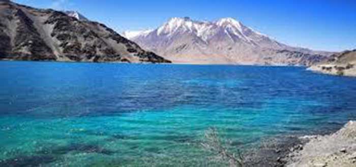 lac Pangong Tso, dans le comté de Rutog de la préfecture de N'gari lac Pangong Tso, dans le comté de Rutog de la préfecture de N'gari