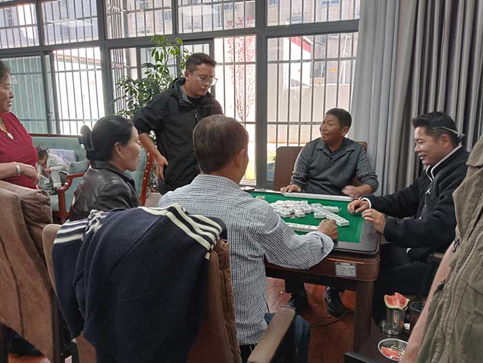 Une partie de Mah-jong (2025) Une partie de Mah-jong (2025)