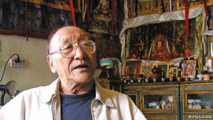 Tashi Tsering dans son appartement à Lhassa en 2011