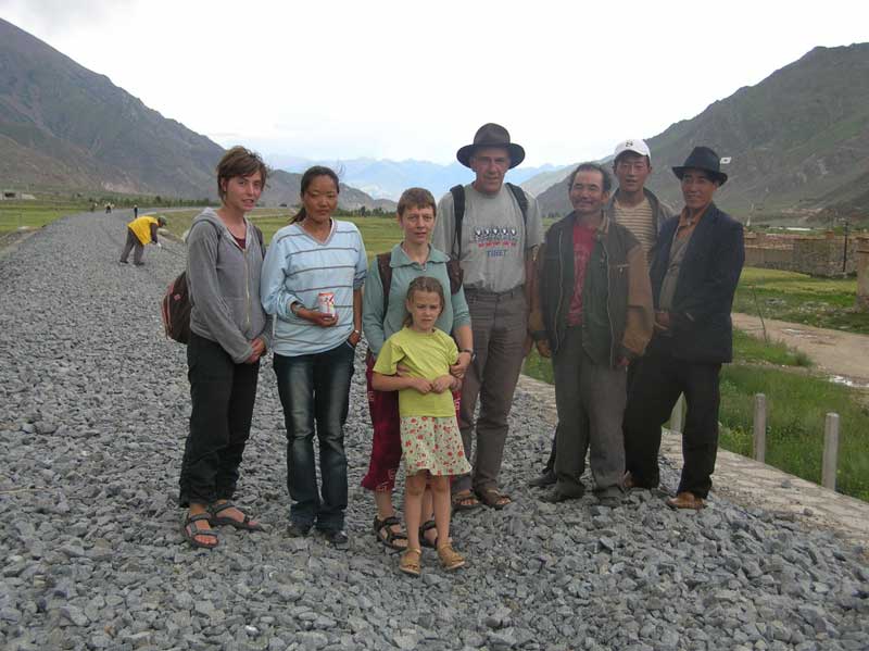 Sur le talus du chemin de fer (photo JPDes., 2005)