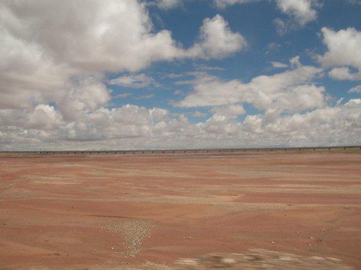  désert de sable à 5000m d’altitude, province de Qinghai (photo JPDes., 2008)