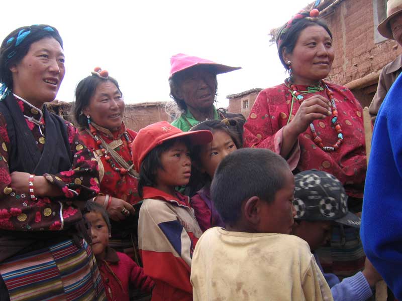Dans le nord du Tibet (photo JPDes. 2005) Dans le nord du Tibet (photo JPDes. 2005)